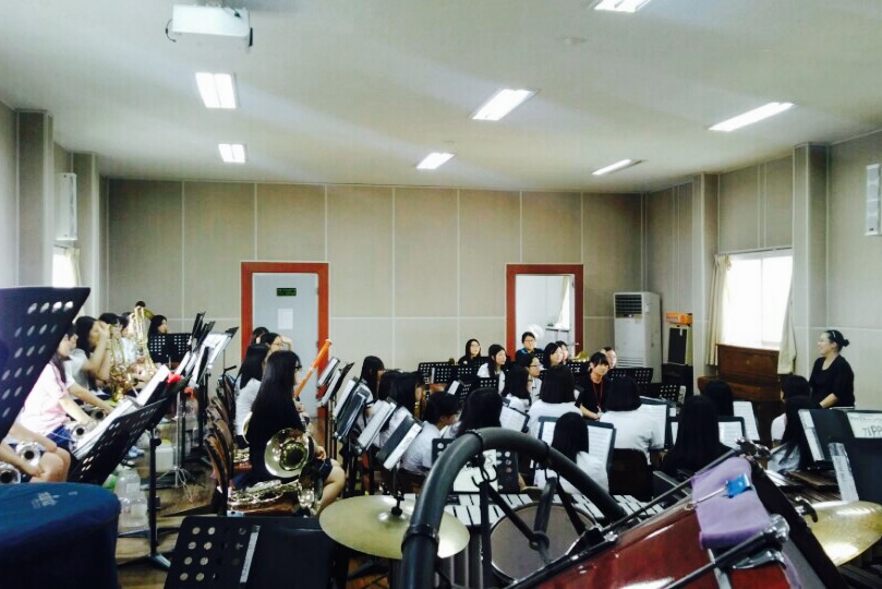 Chatting with a High School Band Class in Jeonju, South Korea